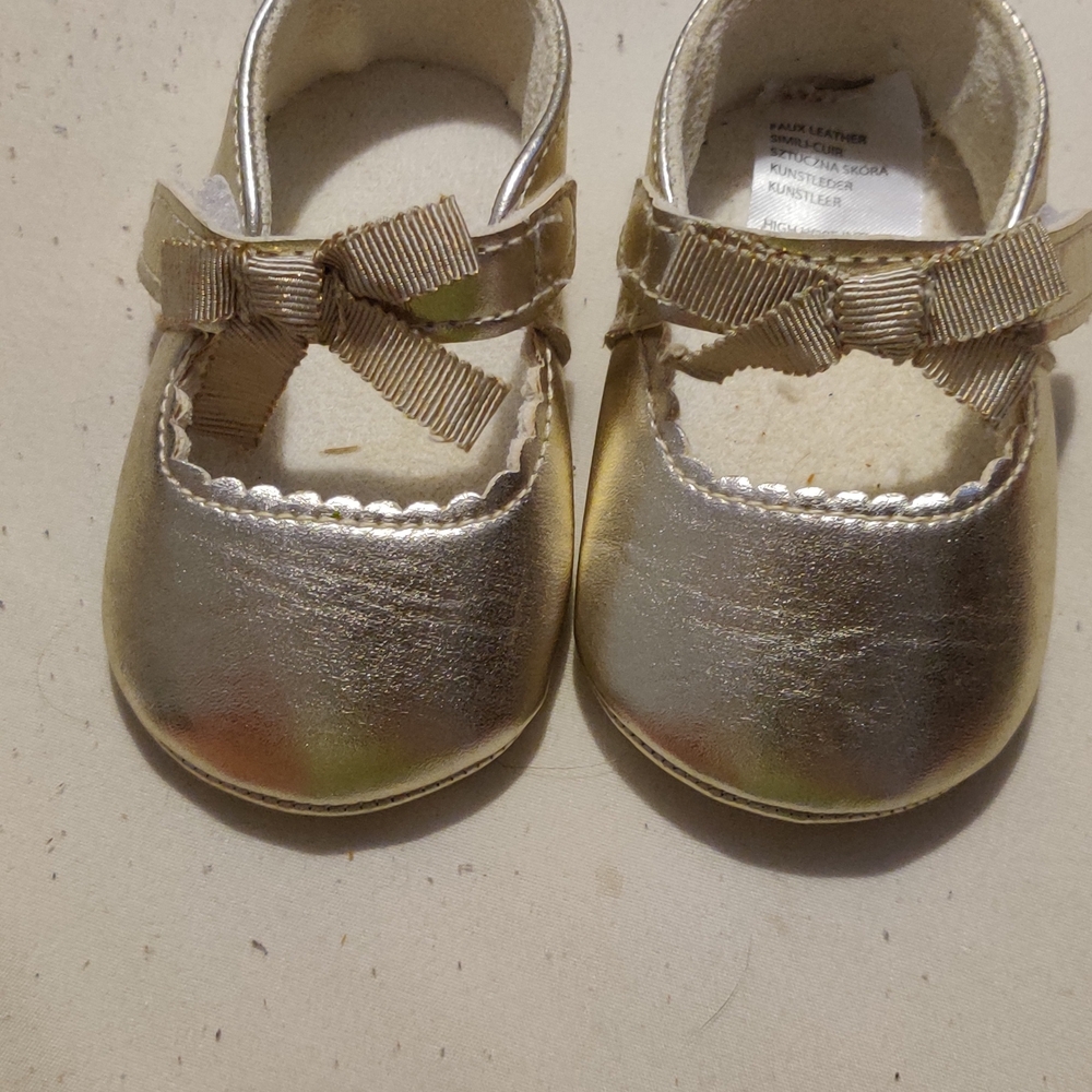Elegant Gold Baby Dress Shoes with Bow